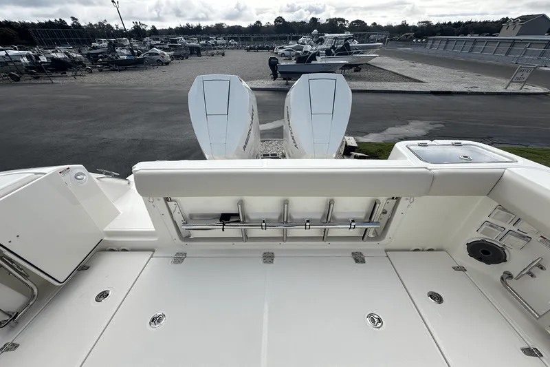 Slide: The Image of Boston Whaler 325 Conquest 2026 - 10