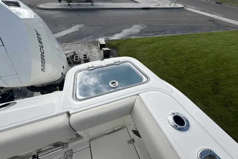 Slide: The Image of Boston Whaler 325 Conquest 2026 - 12