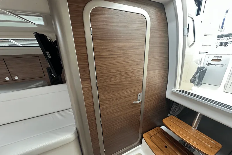 Slide: The Image of Boston Whaler 325 Conquest 2026 - 54