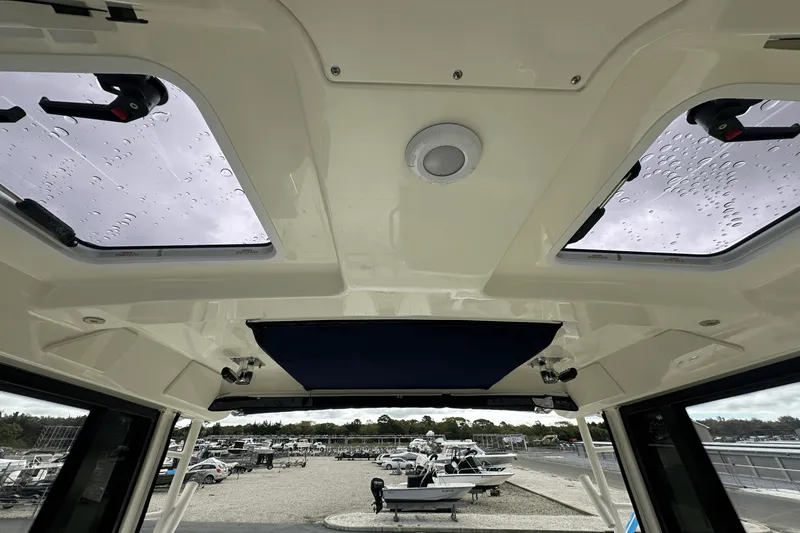 Slide: The Image of Boston Whaler 325 Conquest 2026 - 61