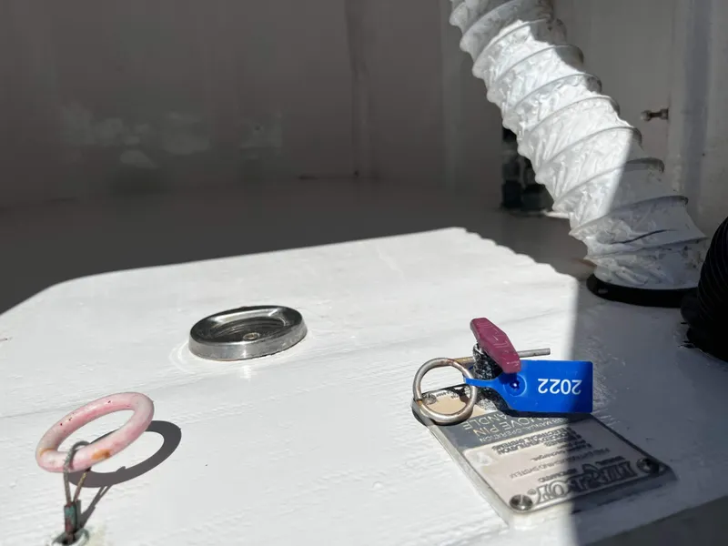 Slide: The Image of Robertson Custom Catamaran / Sloop Rig 1992 - 55