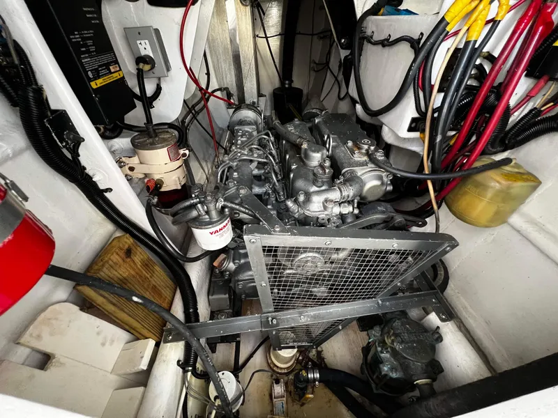 Slide: The Image of Robertson Custom Catamaran / Sloop Rig 1992 - 81