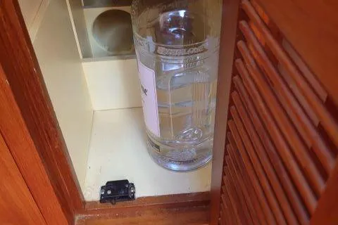 Slide: The Image of Grand Banks 39 Eastbay SX 2006 - 37