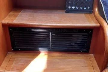 Slide: The Image of Grand Banks 39 Eastbay SX 2006 - 38