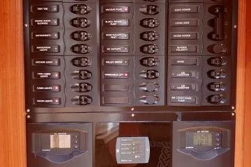 Slide: The Image of Grand Banks 39 Eastbay SX 2006 - 46