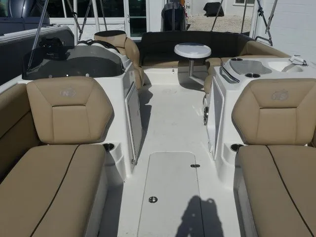 Slide: The Image of NauticStar 203 SC 2019 - 12