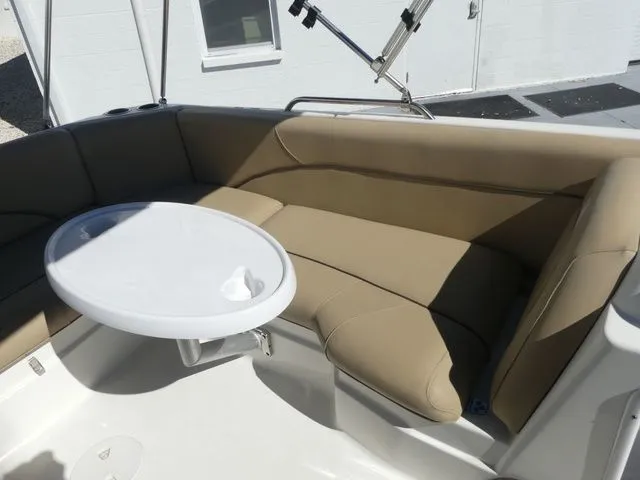 Slide: The Image of NauticStar 203 SC 2019 - 6