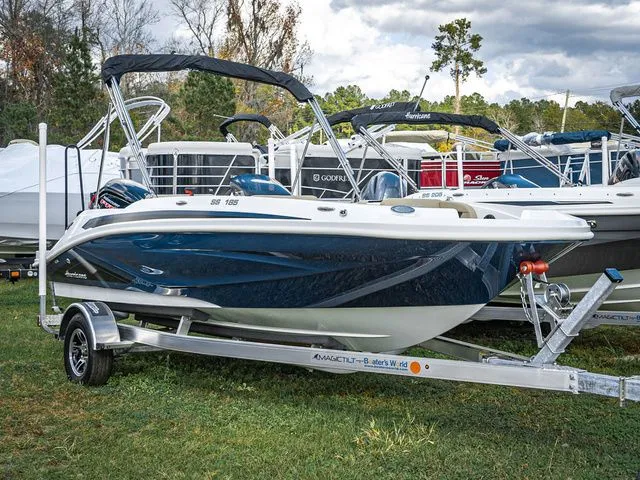 The Image of Hurricane SunDeck Sport 185 OB 2022 - 1