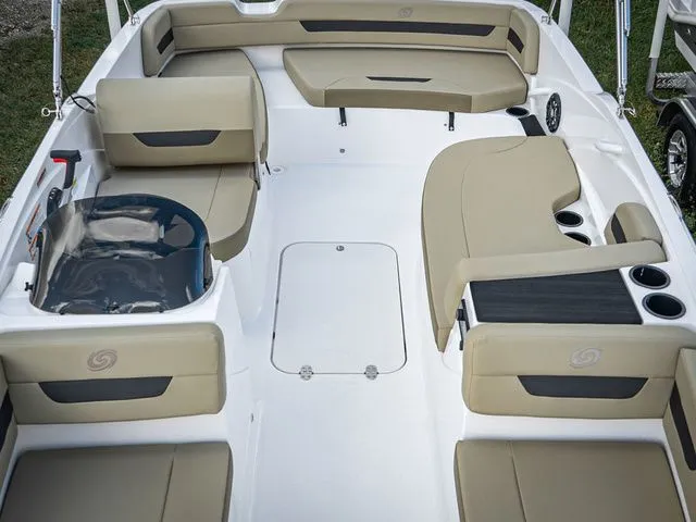 Slide: The Image of Hurricane SunDeck Sport 185 OB 2022 - 11