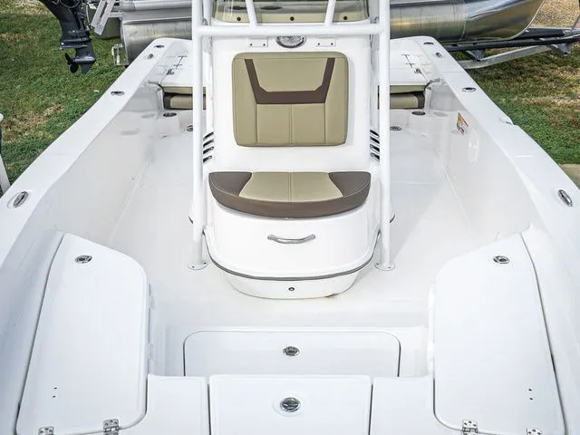 Slide: The Image of Aquasport 230 Pro Bay 2022 - 12
