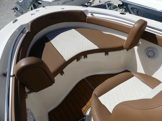 Slide: The Image of Pioneer ISLANDER 202 2022 - 13