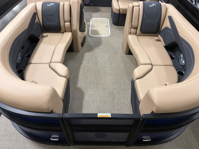 Slide: The Image of Barletta Cabrio 22 U 2026 - 2