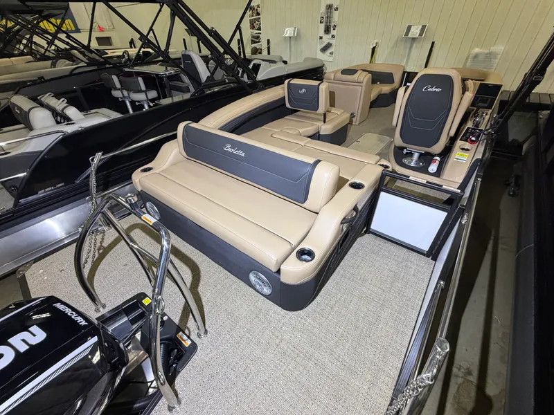Slide: The Image of Barletta Cabrio 22 U 2026 - 35