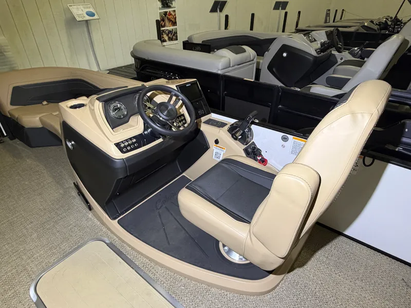 Slide: The Image of Barletta Cabrio 22 U 2026 - 25