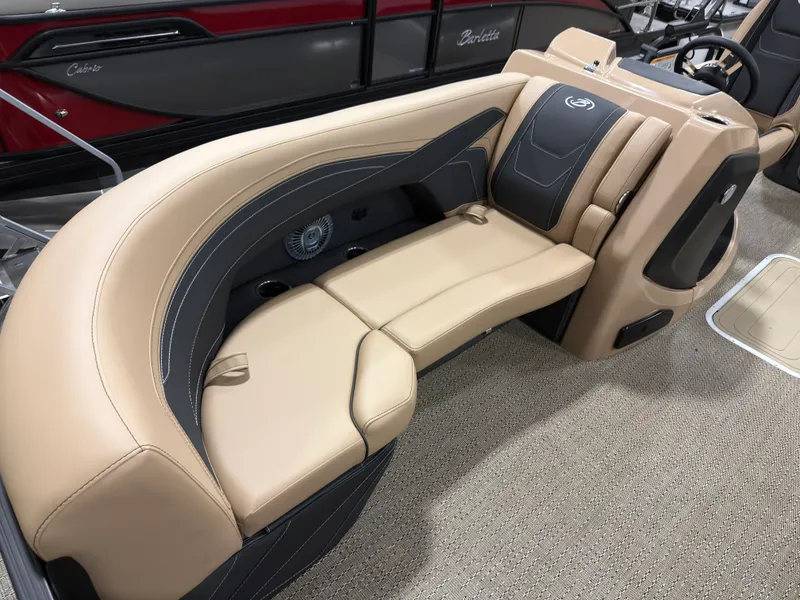 Slide: The Image of Barletta Cabrio 22 U 2026 - 3