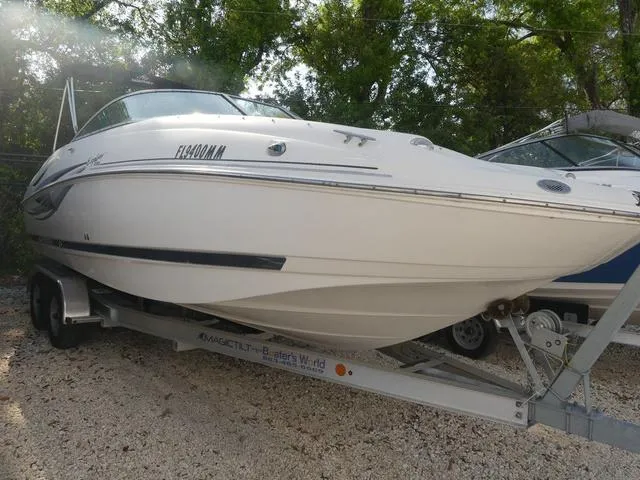 Slide: The Image of Monterey 233 Explorer 2004 - 5