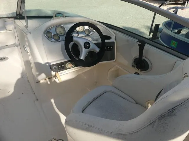 Slide: The Image of Monterey 233 Explorer 2004 - 9