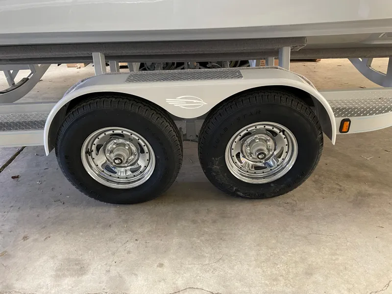 Slide: The Image of Trailer Tires - 19