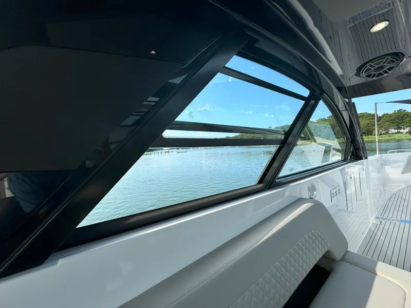 Slide: The Image of Cruisers 50 GLS 2025 - 76