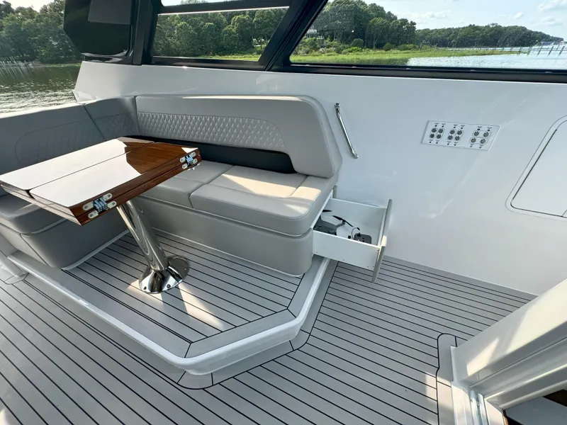 Slide: The Image of Cruisers Yachts 50 GLS 2025 - 82