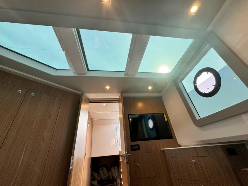 Slide: The Image of Cruisers Yachts 50 GLS 2025 - 87