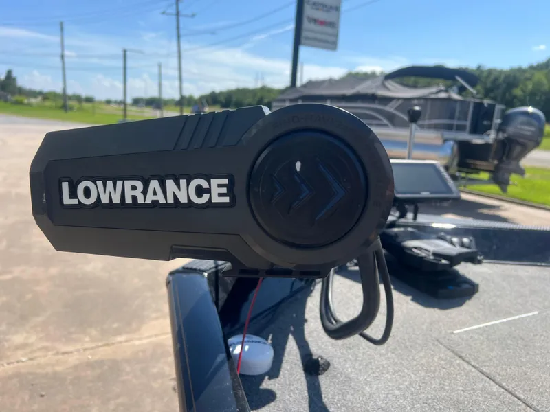 Slide: The Image of Lowrance fishfinder on a 2023 Ranger RT178C boat. - 6
