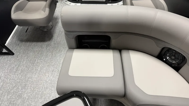 Slide: The Image of Premier 230SUNSATION ANGLER 2027 - 81