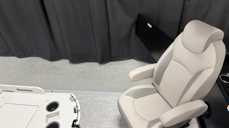 Slide: The Image of Premier 230SUNSATION ANGLER 2027 - 88