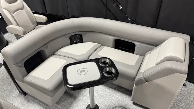 Slide: The Image of Premier 230SUNSATION ANGLER 2027 - 70