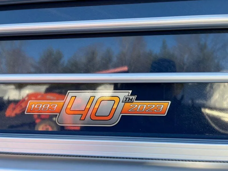 Slide: The Image of 2023 Sun Tracker FISHIN' BARGE® 22 XP3 40th anniversary badge - 7