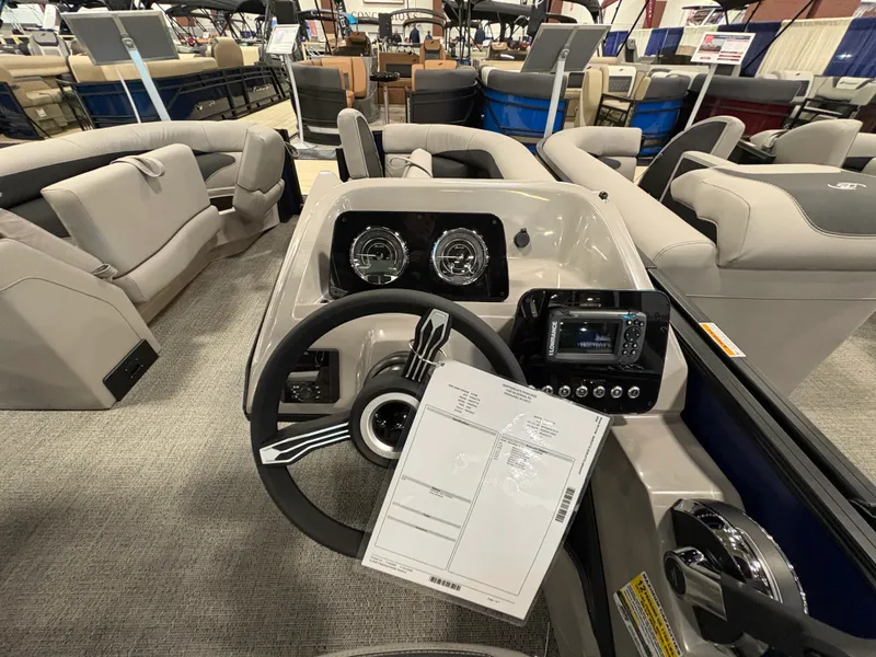 Slide: The Image of Barletta Cabrio 22 UC 2026 - 14