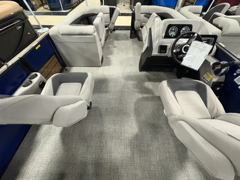 Slide: The Image of Barletta Cabrio 22 UC 2026 - 18