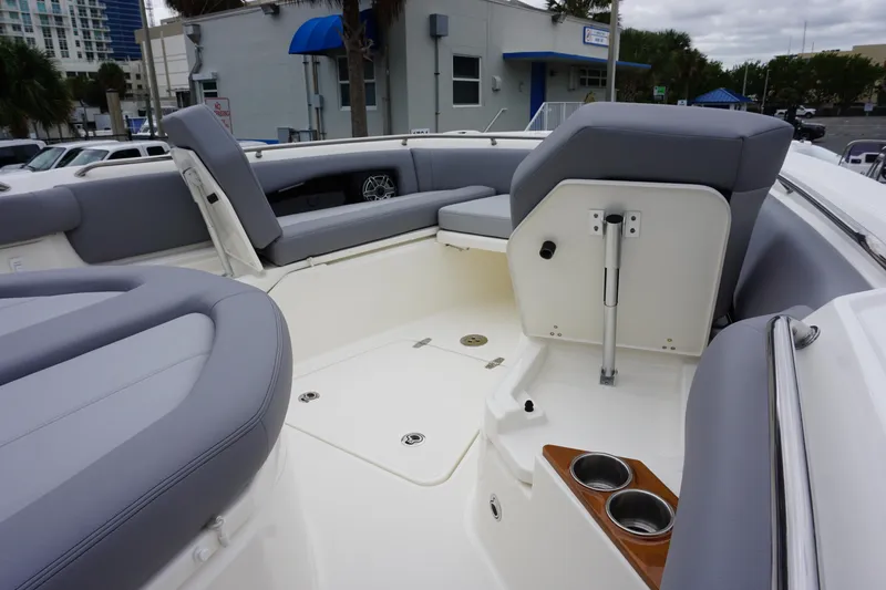 Slide: The Image of Boston Whaler 360 Outrage 2024 - 60