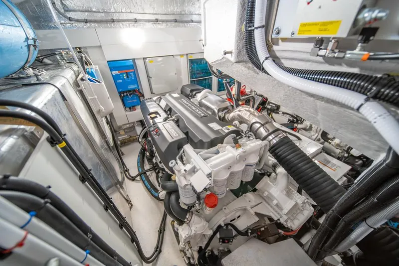 Slide: The Image of Sunseeker Predator 55 2025 - 63