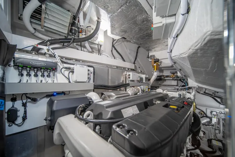 Slide: The Image of Sunseeker Predator 55 2025 - 64