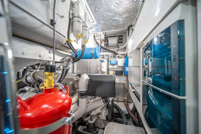 Slide: The Image of Sunseeker Predator 55 2025 - 65