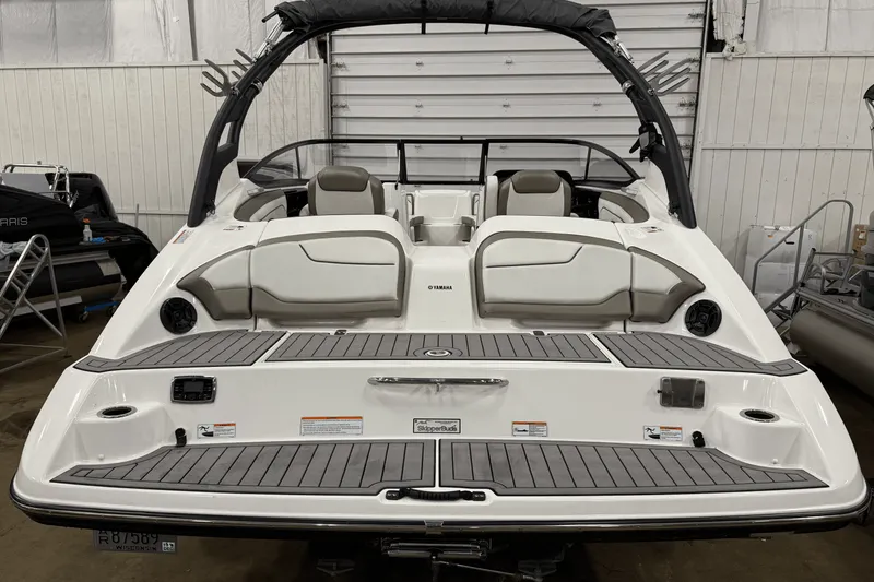 Slide: The Image of Yamaha 212 LIMITED S 2018 - 4