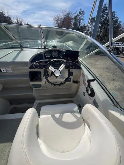 Slide: The Image of Sea Ray 260 Sundancer 2006 - 18