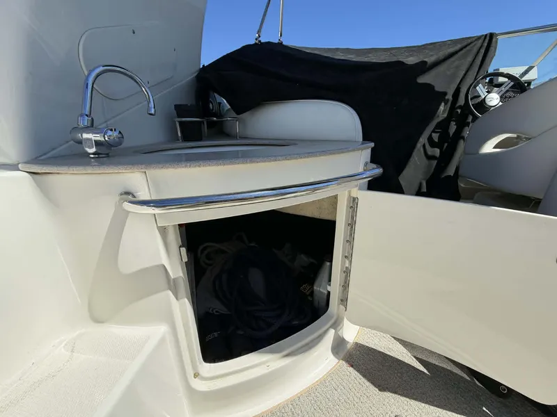 Slide: The Image of Sea Ray 260 Sundancer 2006 - 27