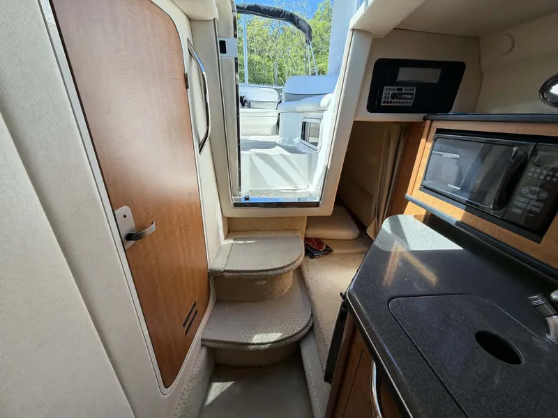 Slide: The Image of Sea Ray 260 Sundancer 2006 - 35