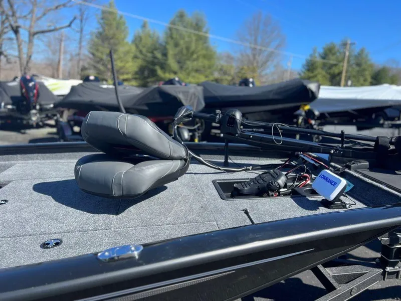 Slide: The Image of 2023 Tracker Pro Team 175 TXW® boat deck with seat and equipment. - 7