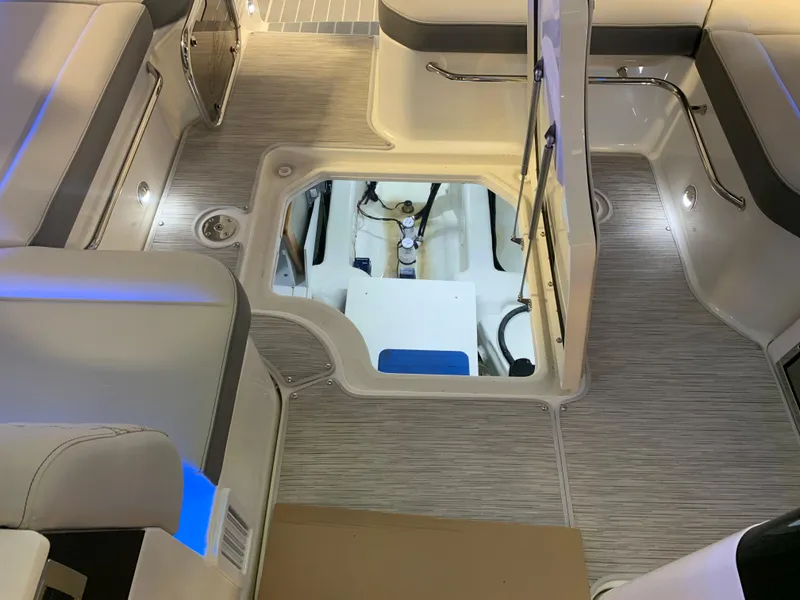 Slide: The Image of 2023 Sea Ray Sundancer 370 OB interior with open hatch and seating area. - 44