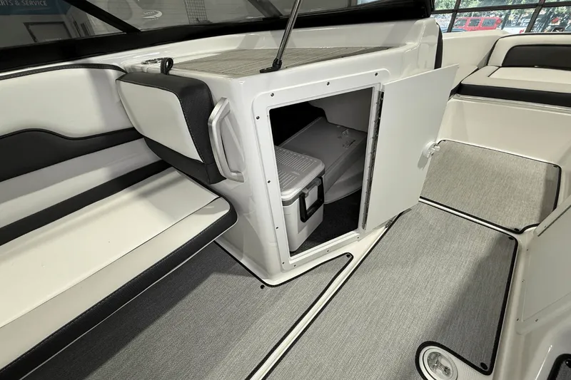 Slide: The Image of Yamaha AR195 2026 - 13