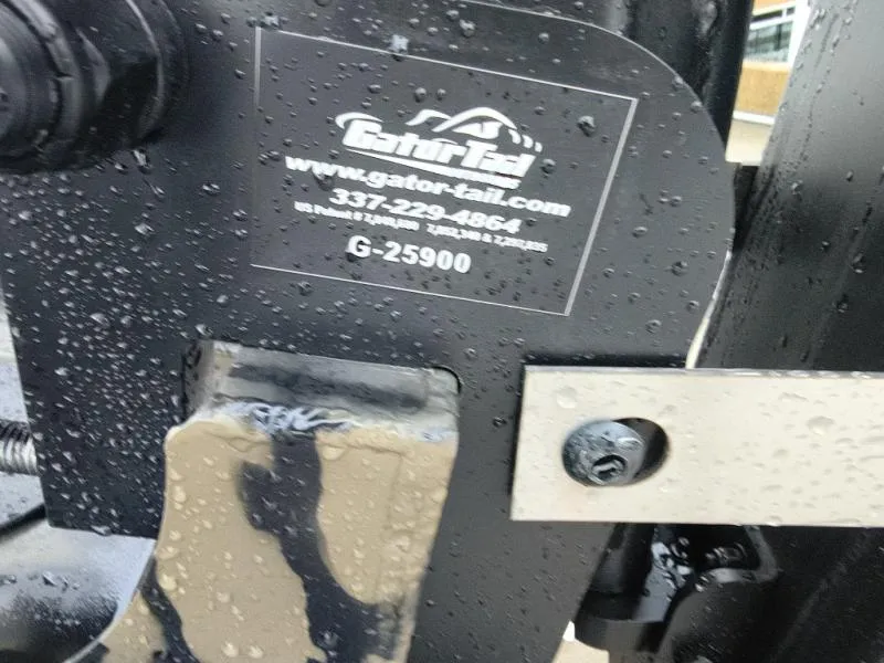 Slide: The Image of Gator-Tail 17/50 MID-DECK SAVAGE 2027 - 11