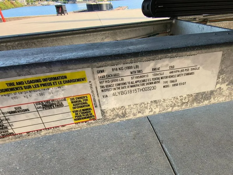 Slide: The Image of Gator-Tail Savage Mid Deck 17/50 2027 - 19