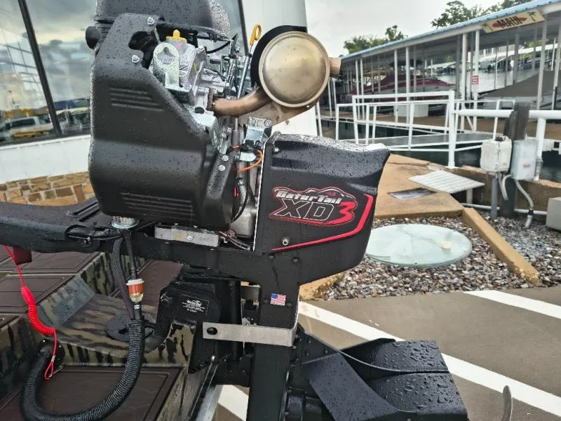 Slide: The Image of Gator-Tail 17/50 MID-DECK SAVAGE 2027 - 11
