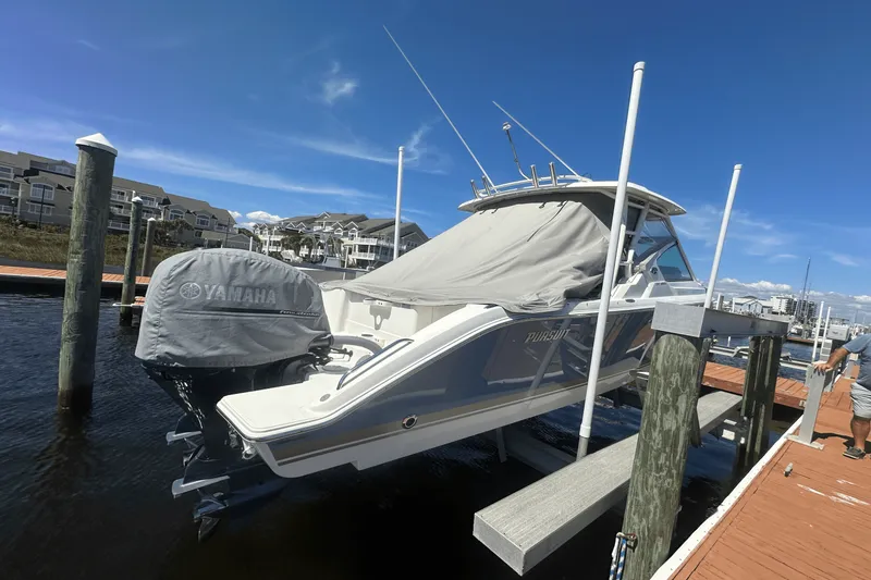 Slide: The Image of Pursuit DC 266 2021 - 32