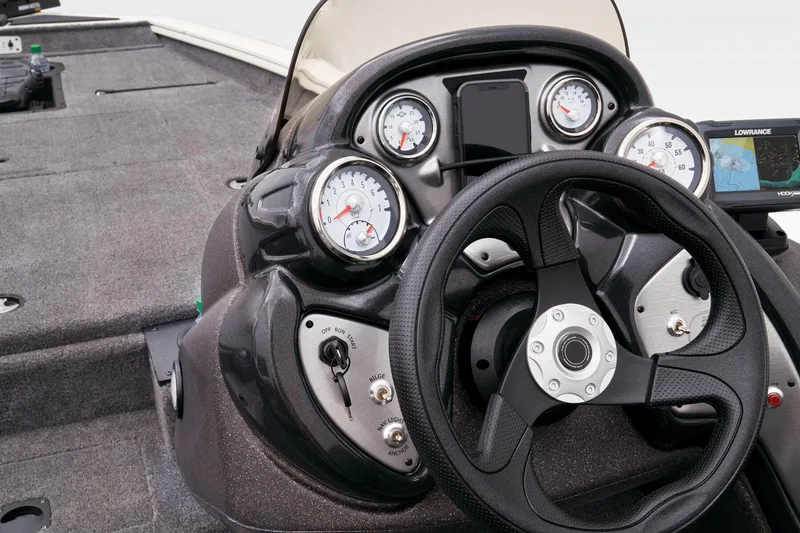 Slide: The Image of Tracker Pro Team 175 TXW 2023 - 28