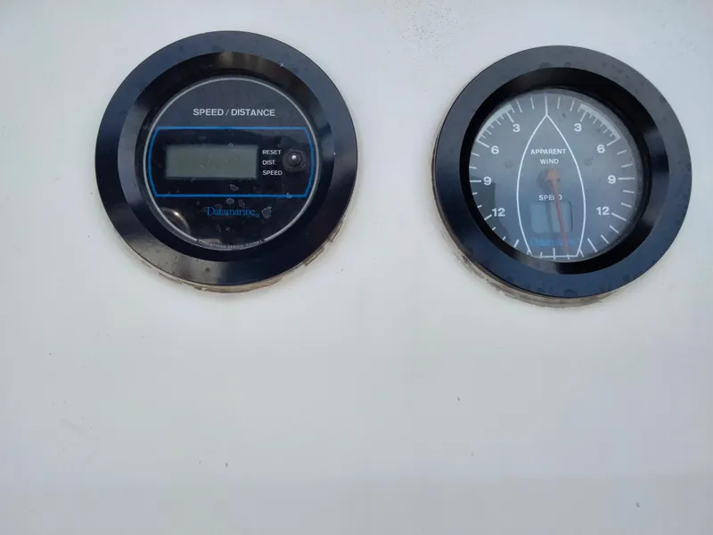 Slide: The Image of Speed and distance gauges on a 1989 Sabre 34 MK II sailboat. - 12