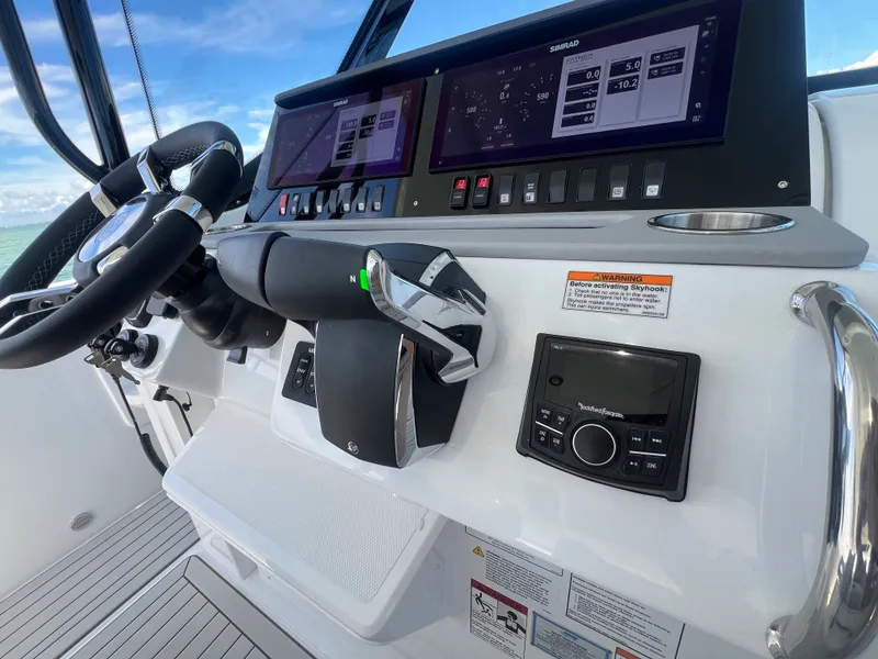 Slide: The Image of Cruisers 38 VTR 2026 - 33